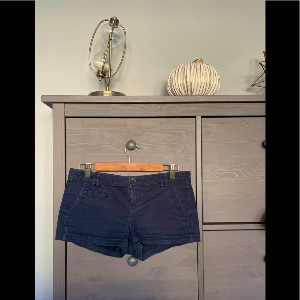 Express Shorts - Low rise